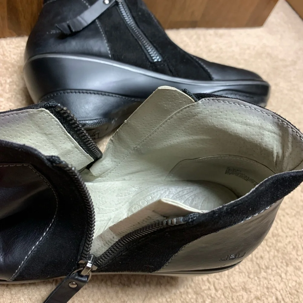 JBU Black Ankle Boots - Picture 6 of 7